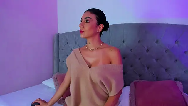 BianncaRibeiro online show from May 20, 9:10 pm