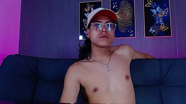 dirty model online show from February 17, 11:11 pm