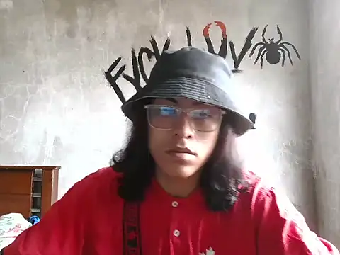 dirty model online show from May 8, 11:59 am