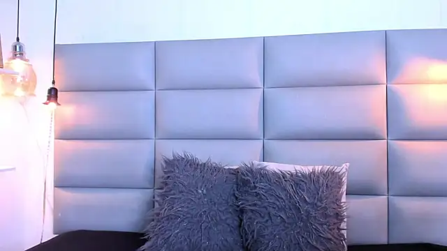 alexafisher online show from September 19, 9:15 pm