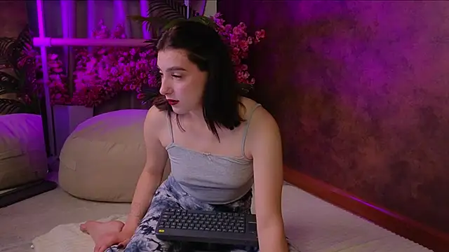 arcane doll online show from September 21, 5:31 am