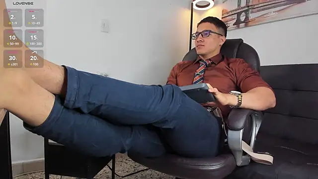 Dash Bukoski online show from January 8, 2:30 pm