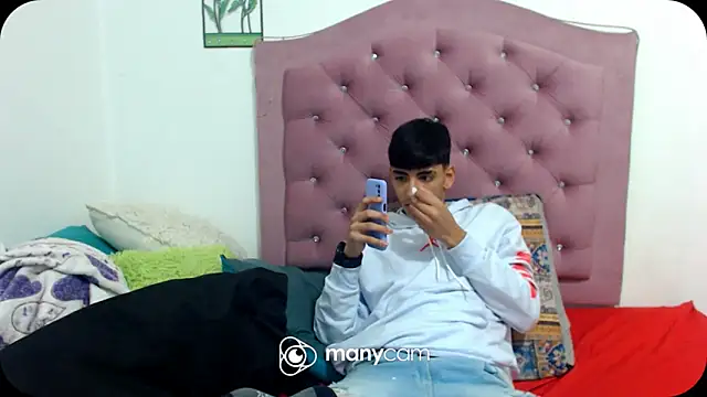 SkyAndSeth online show from September 26, 7:45 am