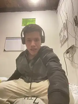 Snapshot of nathan_blake chatting on February 27, 1:00 pm nathan blake online show from February 27, 1:00 pm