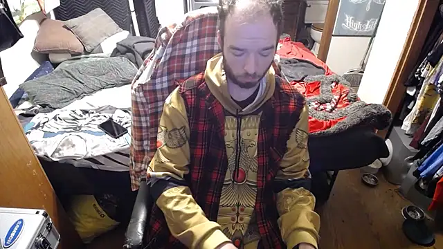 womenhateme69 online show from November 25, 4:01 am