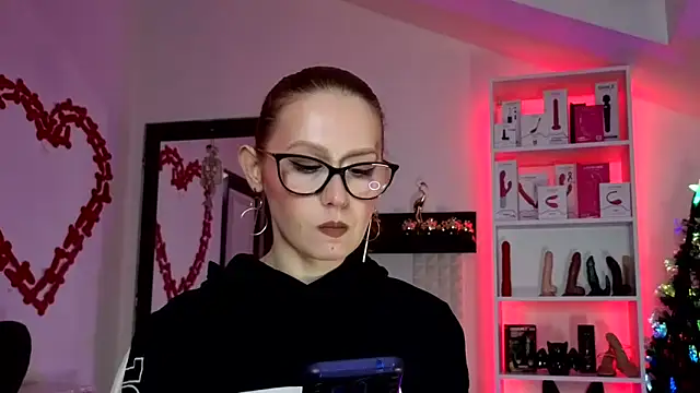 Snapshot of kulteacher chatting on October 21, 8:26 am kulteacher online show from October 21, 8:26 am