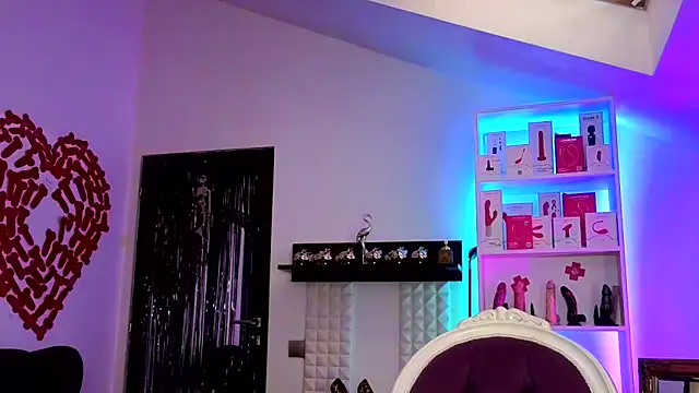 Snapshot of kulteacher chatting on April 4, 8:56 am kulteacher online show from April 4, 8:56 am