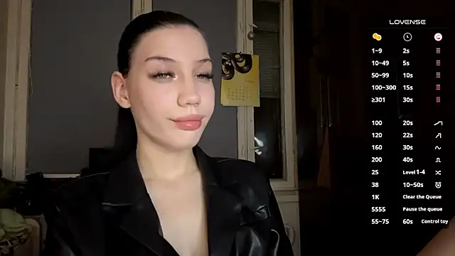 AlfredaBillegas online show from October 7, 6:16 pm