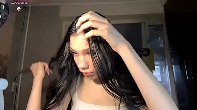 AlfredaBillegas online show from October 31, 5:41 am