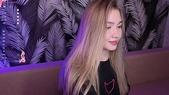 Snapshot of Yuki_Star chatting on October 24, 5:20 pm Yuki Star online show from October 24, 5:20 pm