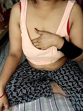 reena502 online show from October 5, 6:50 pm