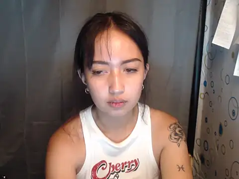 Snapshot of Soft_Angel8 chatting on May 15, 2:02 pm Soft Angel8 online show from May 15, 2:02 pm