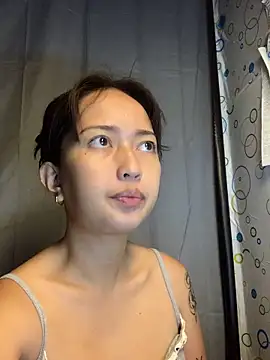 Snapshot of Soft_Angel8 chatting on May 18, 6:52 am Soft Angel8 online show from May 18, 6:52 am
