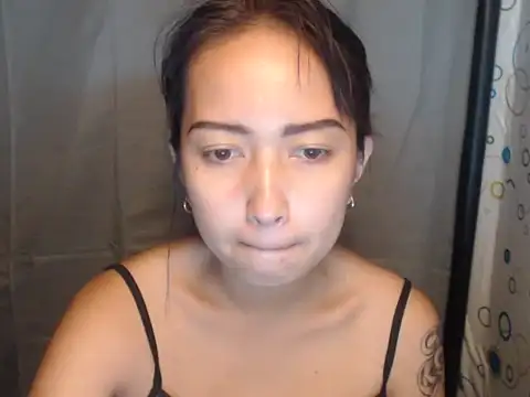 Snapshot of Soft_Angel8 chatting on May 22, 5:25 am Soft Angel8 online show from May 22, 5:25 am
