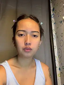 Snapshot of Soft_Angel8 chatting on May 31, 4:31 am Soft Angel8 online show from May 31, 4:31 am