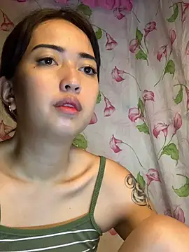 Snapshot of Soft_Angel8 chatting on June 15, 6:26 am Soft Angel8 online show from June 15, 6:26 am