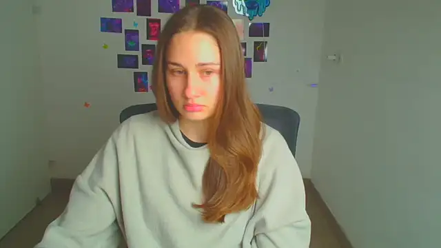 Stefanie Sweet online show from March 24, 6:51 am