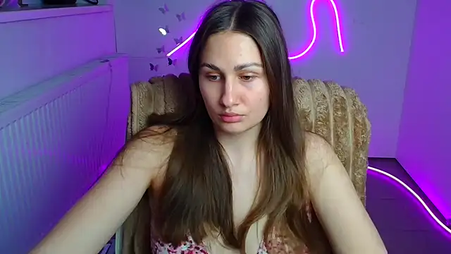 Snapshot of Stefanie_Sweet chatting on May 6, 5:35 am Stefanie Sweet online show from May 6, 5:35 am