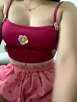 Snapshot of lanlan_girl2k chatting on September 25, 7:45 am lanlan girl2k online show from September 25, 7:45 am