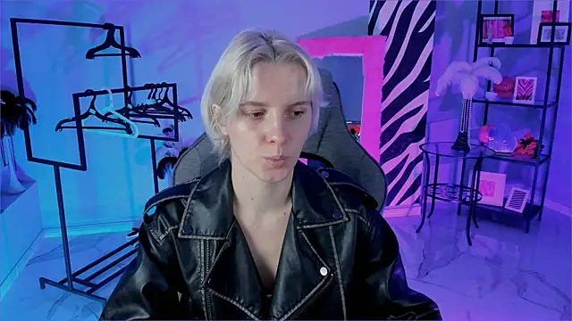 Snapshot of BethanyCloud chatting on September 10, 5:29 am BethanyCloud online show from September 10, 5:29 am
