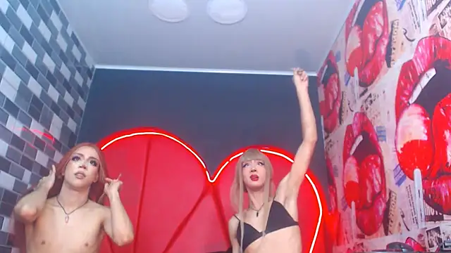 julessxcharlotte online show from September 30, 2:00 pm