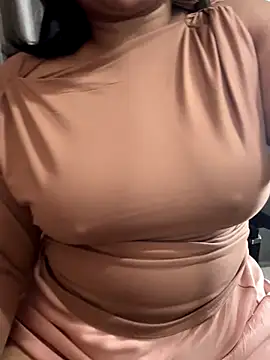 Maggi-is-back online show from December 22, 3:03 am