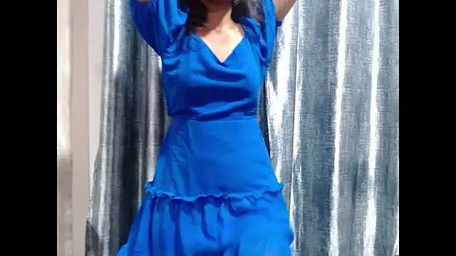 Snapshot of _kamyaa09 chatting on May 2, 6:07 am kamyaa09 online show from May 2, 6:07 am