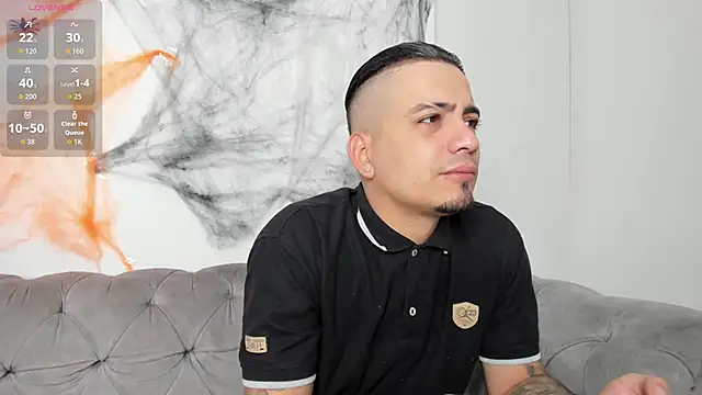 Snapshot of OwenStonne_ chatting on October 20, 3:51 am OwenStonne  online show from October 20, 3:51 am