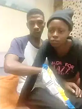 Snapshot of KruellaR1de3 chatting on March 28, 11:37 pm KruellaR1de3 online show from March 28, 11:37 pm