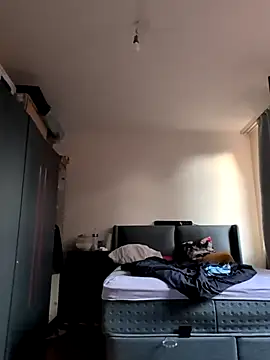 Snapshot of Florian123_sex chatting on September 27, 5:18 pm Florian123 sex online show from September 27, 5:18 pm