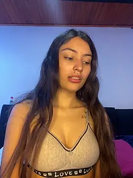 hotwife26 online show from November 10, 4:28 pm