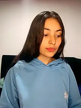 hotwife26 online show from February 9, 8:18 am