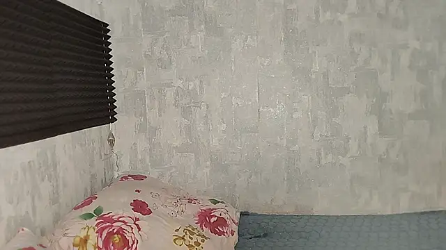 LiaVibes online show from February 5, 6:18 am