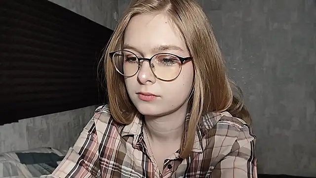 LiaVibes online show from February 25, 8:24 am