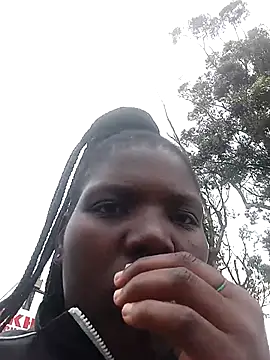 Nobuhlesiphume09 online show from October 28, 6:50 am