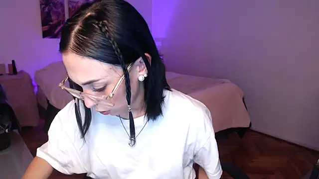 Sofia Amour online show from September 14, 12:10 am