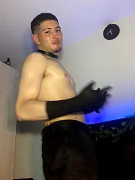 Snapshot of Ian_kai chatting on September 20, 3:29 am Ian kai online show from September 20, 3:29 am