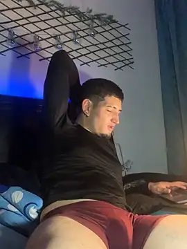 Snapshot of Ian_kai chatting on October 8, 2:20 am Ian kai online show from October 8, 2:20 am