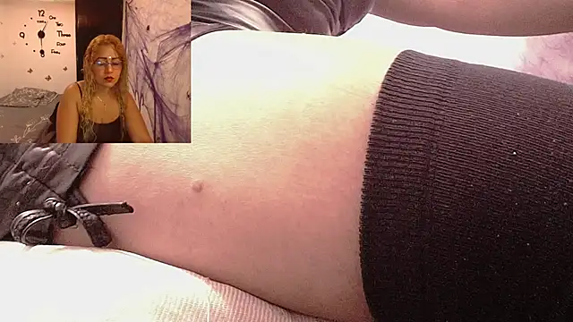 Skarleth Diaz online show from November 2, 2:47 am