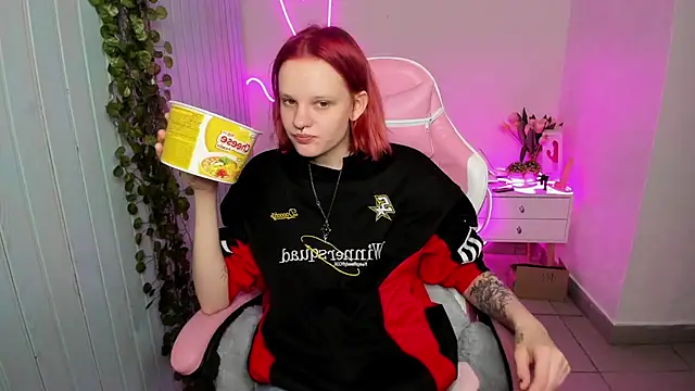 Elieiza xo online show from October 28, 10:30 am