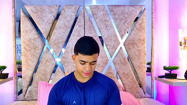 jayd muscle online show from December 18, 4:51 am