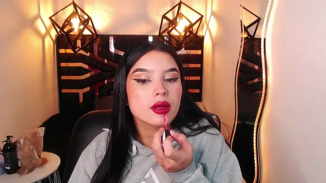 Natalie loffreda online show from March 31, 7:58 pm