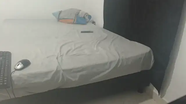 Snapshot of Dan_jonson15 chatting on October 24, 4:58 pm Dan jonson15 online show from October 24, 4:58 pm