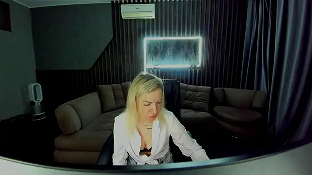 Anna Snows online show from October 13, 5:40 am