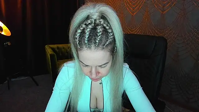 Anna Snows online show from May 5, 5:37 am