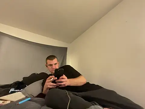 cumitted online show from December 18, 4:18 am