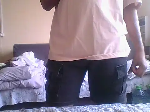 Snapshot of dream32222 chatting on October 15, 6:46 am dream32222 online show from October 15, 6:46 am