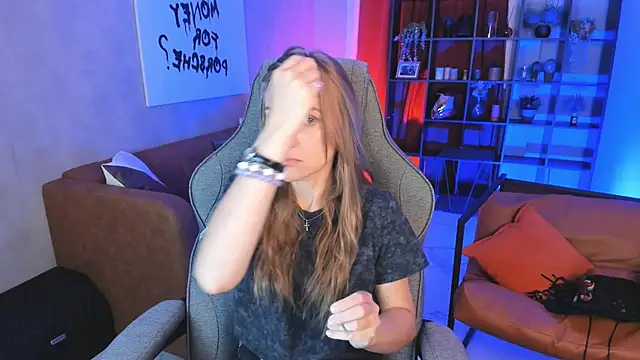 VanessaMates online show from October 17, 5:43 am