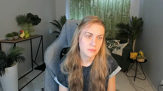 VanessaMates online show from October 20, 5:41 am