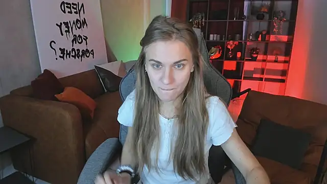 VanessaMates online show from October 24, 5:59 am